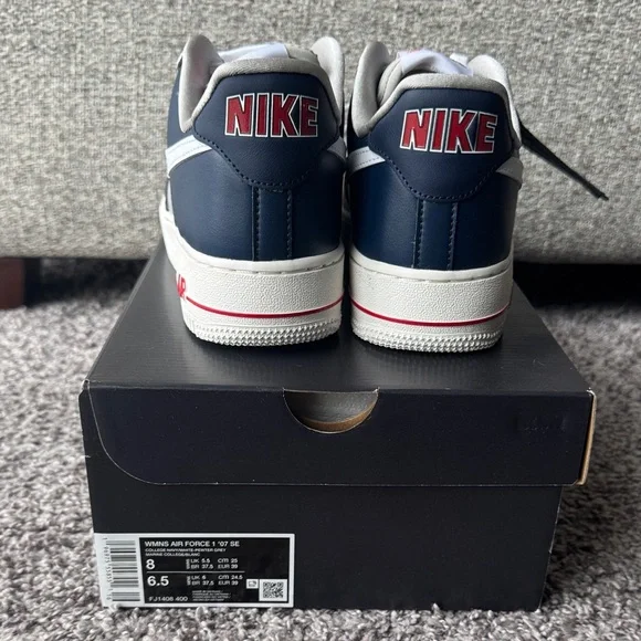 Nike Air Force 1 '07 SE - College Navy/White-Gray Women’s 8 Men’s 6.5 - Picture 5 of 11